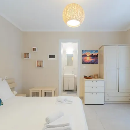Stefanias Apartment *
